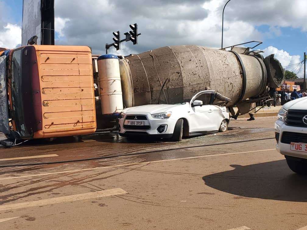 Cement Mixer Truck Rams Into Mitsubishi RVR Along Entebbe Road